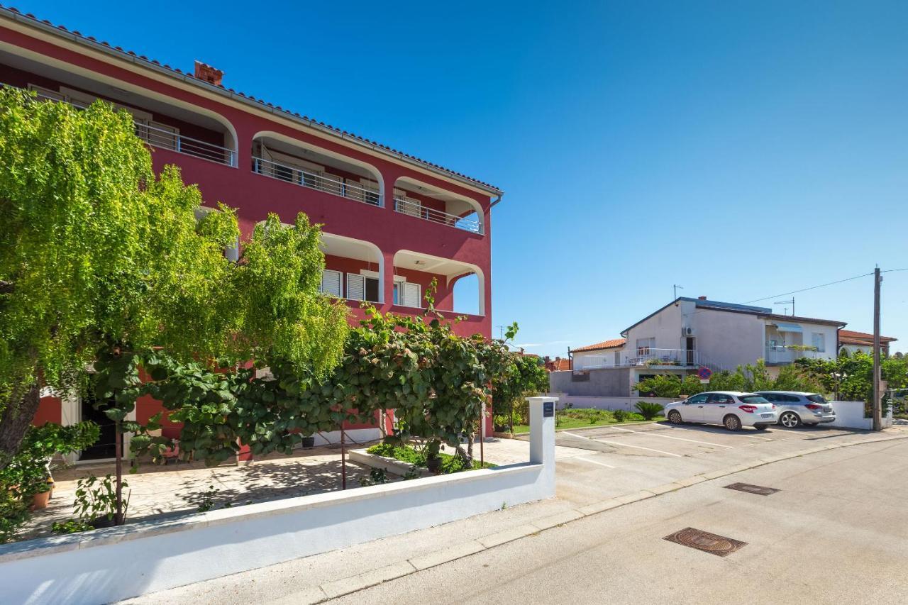 Apartments Boris Fazana Exterior photo