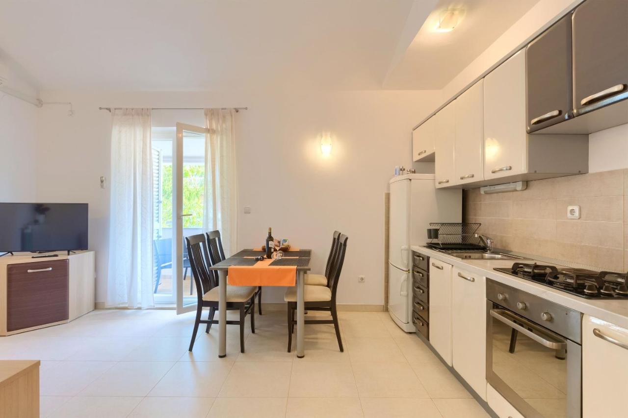 Apartments Boris Fazana Exterior photo